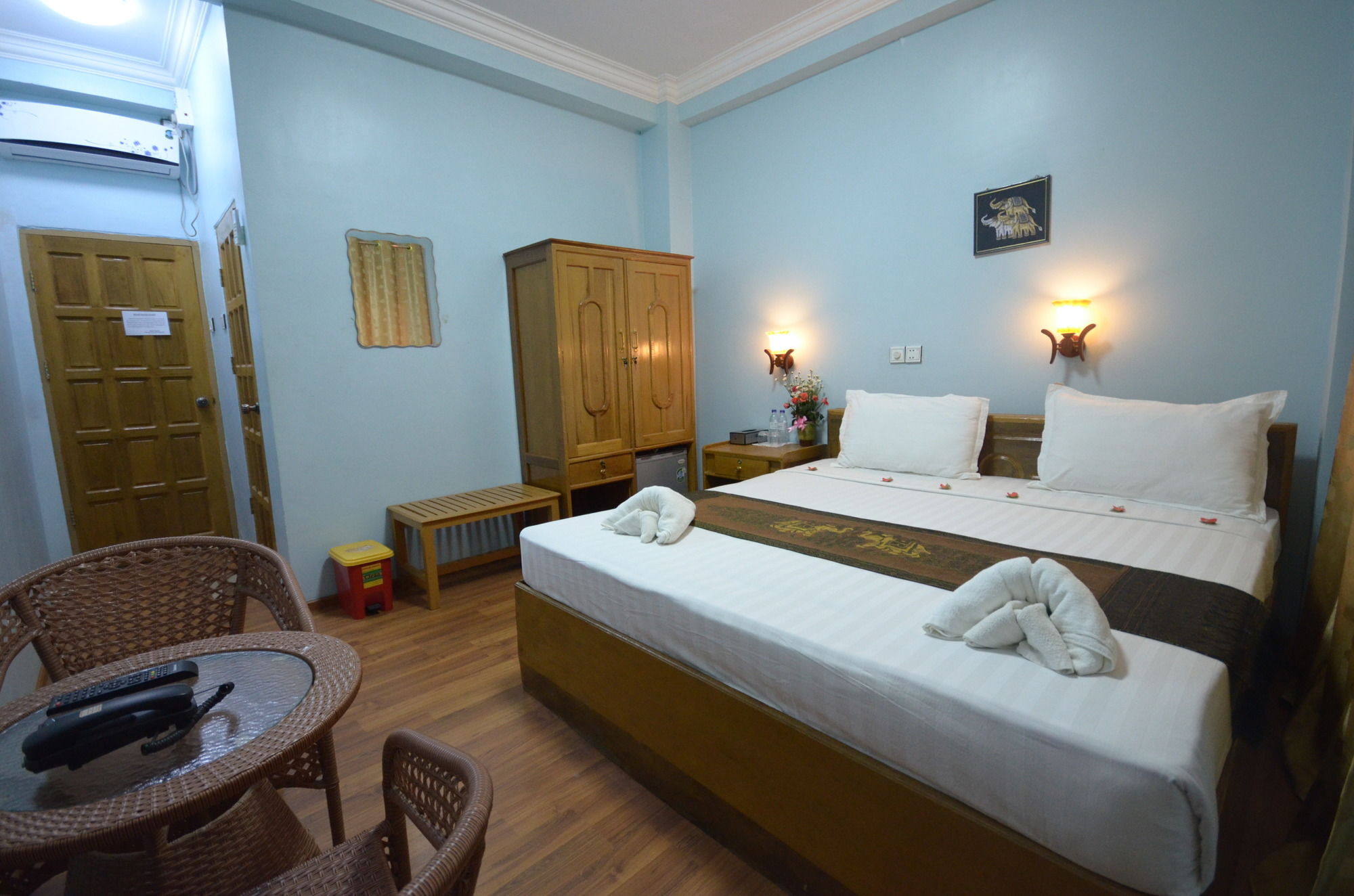 Inlay Palace Hotel Nyaung Shwe Exterior foto